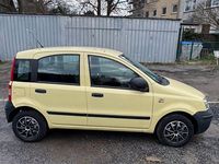 Gebraucht Fiat Panda Active 54 PS (39 kW) 2010 Gelb Kleinwagen
