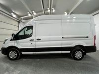 Gebraucht Ford Transit 185 PS (136 kW) 2020 Weiß Van