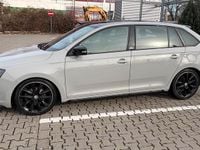 Gebraucht Skoda Rapid 125 PS (91 kW) 2017 Grau Kleinwagen