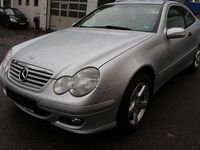 Gebraucht Mercedes C180 143 PS (105 kW) 2004 Iridiumsilber  metalliclack Coupé