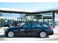 Gebraucht Mercedes C220 200 PS (147 kW) 2023 Schwarz  unilack Kombi