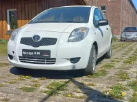 Gebraucht Toyota Yaris 69 PS (50 kW) 2008 Weiß Kleinwagen