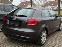 Gebraucht Audi A3 S-Line 170 PS (125 kW) 2011 Grau Kleinwagen