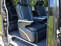 Gebraucht Mercedes Sprinter 190 PS (139 kW) 2025 Schwarz Van