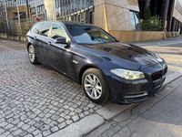 Gebraucht BMW 520 184 PS (135 kW) 2013 Blau Limousine