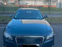 Gebraucht Audi A4 Ambiente 120 PS (88 kW) 2010 Blau Limousine