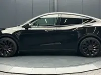Gebraucht Tesla Model Y Performance 392 kW (534 PS) 2022 Schwarz metallic SUV