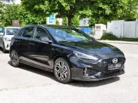 Neu Hyundai i30 N Line 150 PS (110 kW) 2026 Schwarz Limousine
