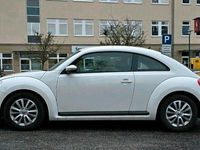Usata VW Beetle 105 CV (77 kW) 2012 Bianco Utilitaria