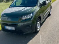 Gebraucht Fiat Doblò 93 PS (68 kW) 2025 Grün Van / Kleinbus