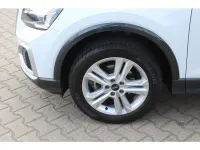 Gebraucht Audi Q2 Advanced Plus 150 PS (110 kW) 2023 Gletscherweiß (metallic) SUV