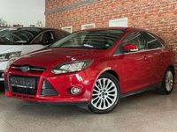 Gebraucht Ford Focus Titanium 163 PS (119 kW) 2011 Rot Limousine