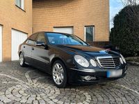 Gebraucht Mercedes E320 Avantgarde 224 PS (164 kW) 2006 Schwarz Limousine