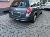 Gebraucht Opel Astra Catch Me 105 PS (77 kW) 2007 Grau Kombi