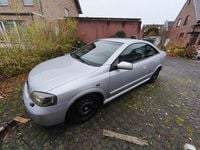 Gebraucht Opel Astra 147 PS (108 kW) 2003 Silber Coupé
