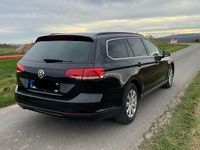 Gebraucht VW Passat Trendline 150 PS (110 kW) 2015 Schwarz Kombi