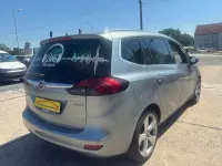 Gebraucht Opel Zafira Tourer Innovation 165 PS (121 kW) 2014 Silbersee/perl silber (m2) Van / Kleinbus