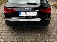 Gebraucht Audi A3 110 PS (80 kW) 2015 Schwarz Limousine