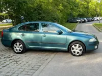 Używany Skoda Octavia 150 KM (110 kW) 2005 Zielony Sedan/Limuzyna