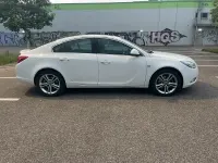 Gebraucht Opel Insignia 194 PS (142 kW) 2013 Weiß Limousine