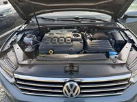 Gebraucht VW Passat Highline 150 PS (110 kW) 2015 Grau Kombi