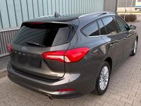 Gebraucht Ford Focus 125 PS (91 kW) 2019 Grau Kombi