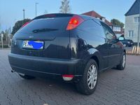 Gebraucht Ford Focus 75 PS (55 kW) 2004 Schwarz Coupé