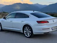 Gebraucht VW Arteon Elegance 150 PS (110 kW) 2017 Weiß Kleinwagen
