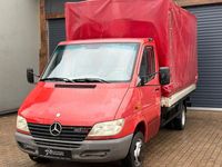 Second-hand Mercedes Sprinter 129 CP (94 kW) 2001 Roșu Van