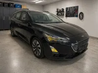 Gebraucht Ford Focus Cool & Connect 120 PS (88 kW) 2021 Schwarz Limousine