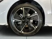 Gebraucht Peugeot e-308 GT 114 kW (156 PS) 2024 Weiss Kleinwagen