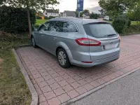 Gebraucht Ford Mondeo Titanium 140 PS (102 kW) 2013 Blau Kombi