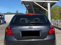 Używany Kia Ceed 126 KM (92 kW) 2007 Szary Hatchback
