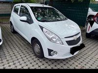 Gebraucht Chevrolet Spark 95 PS (69 kW) 2013 Weiß Kleinwagen