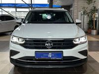 Gebraucht VW Tiguan R 150 PS (110 kW) 2021 Weiß SUV