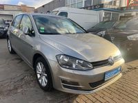 Gebraucht VW Golf VII LOUNGE 110 PS (80 kW) 2015 Silber Limousine