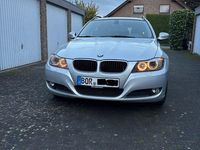 Second-hand BMW 318 143 CP (105 kW) 2009 Argintiu Break