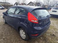Gebraucht Ford Fiesta Ambiente 60 PS (44 kW) 2009 Blau Kleinwagen