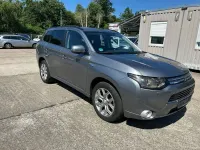 Gebraucht Mitsubishi Outlander P-HEV Plus 121 PS (88 kW) 2015 Grau SUV