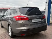Gebraucht Ford Focus Titanium 125 PS (91 kW) 2015 Braun Limousine