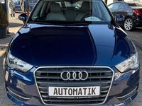 Używany Audi A3 Ambiente 140 KM (102 kW) 2014 Niebieski Sedan/Limuzyna
