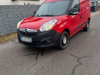 Second-hand Opel Combo Edition 95 CP (69 kW) 2018 Roșu Monovolum