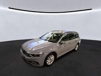 Gebraucht VW Passat 150 PS (110 kW) 2023 Mondsteingrau Kombi