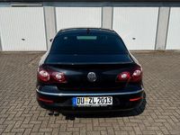 Gebraucht VW Passat 140 PS (102 kW) 2011 Schwarz Limousine