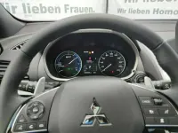 Gebraucht Mitsubishi Eclipse Cross Plus 188 PS (138 kW) 2025 Dynamik rot SUV