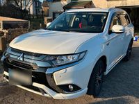 Gebraucht Mitsubishi Outlander P-HEV Top 224 PS (164 kW) 2019 Weiß SUV