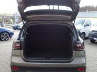 gebraucht VW T-Cross - Life 16"LM 2AC+ ACC L&S Navi WiPaket