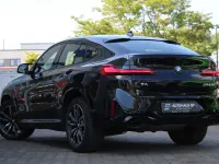 Gebraucht BMW X4 M 360 PS (264 kW) 2023 Black sapphire SUV