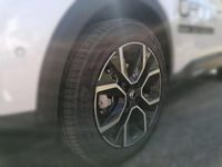 Gebraucht Citroën e-C4 Shine 100 kW (136 PS) 2023 Perlmutt weiss Limousine