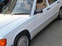Gebraucht Mercedes 190 105 PS (77 kW) 1990 Weiß Limousine